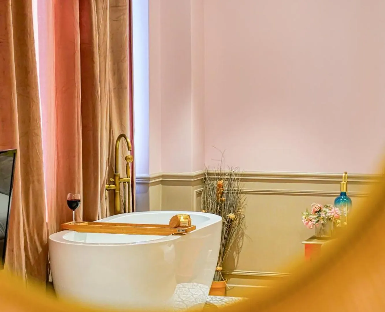 Luxury Suite Paris Republique